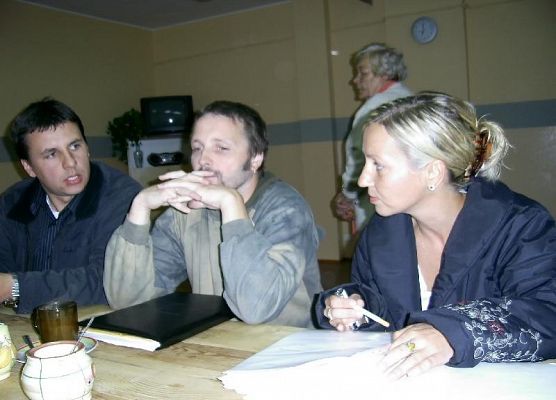 Grafika 1: Zdjęcia ze spotkań roboczych