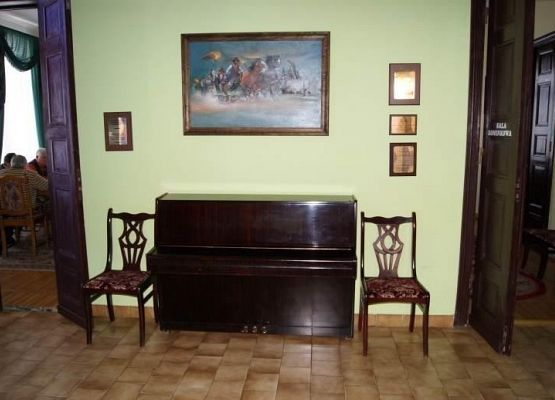 Grafika 23: Starbienino marzec 2010