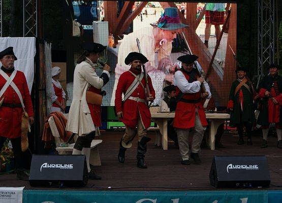 Grafika 85: Piknik historyczny - Wejherowo 2013