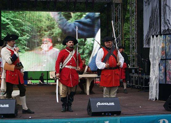 Grafika 87: Piknik historyczny - Wejherowo 2013