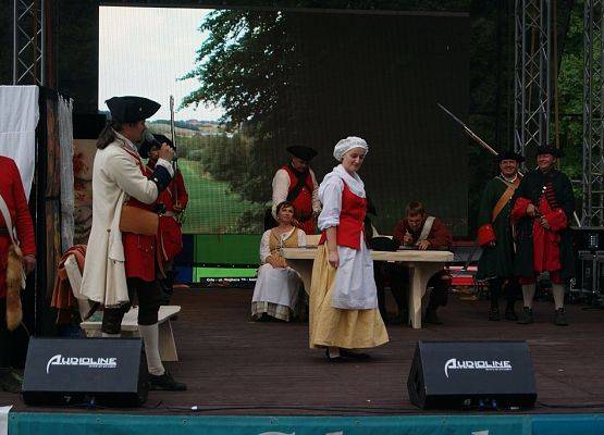 Grafika 88: Piknik historyczny - Wejherowo 2013