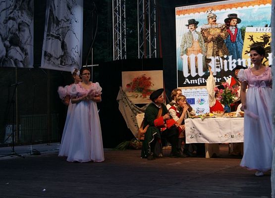 Grafika 123: Piknik historyczny - Wejherowo 2013