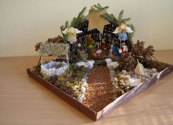 Grafika 13: Kaszubska szopka bozonarodzeniowa