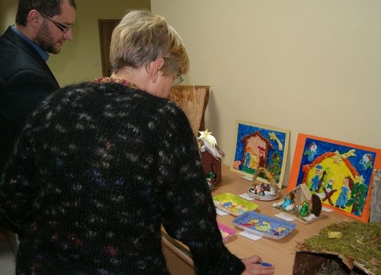 Grafika 40: Kaszubska szopka bozonarodzeniowa