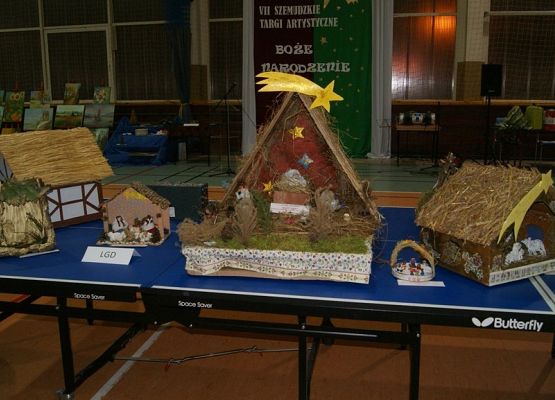 Grafika 51: Kaszubska szopka bozonarodzeniowa