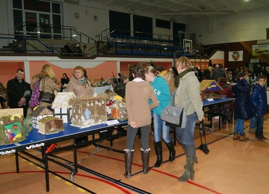 Grafika 85: Kaszubska szopka bozonarodzeniowa