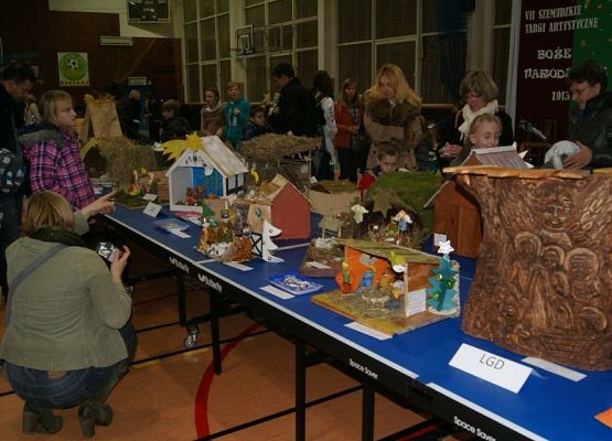 Grafika 90: Kaszubska szopka bozonarodzeniowa