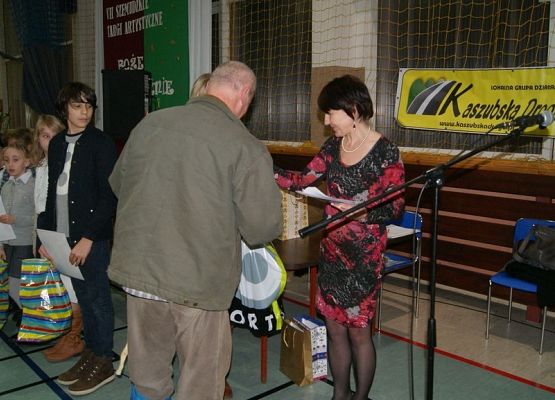 Grafika 108: Kaszubska szopka bozonarodzeniowa