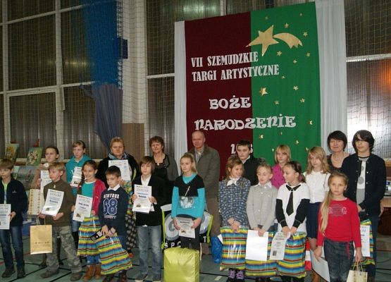 Grafika 122: Kaszubska szopka bozonarodzeniowa