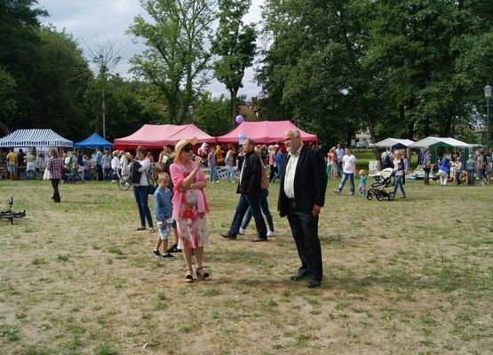 Grafika 23: Piknik historyczny 2014