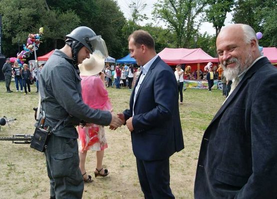 Grafika 33: Piknik historyczny 2014