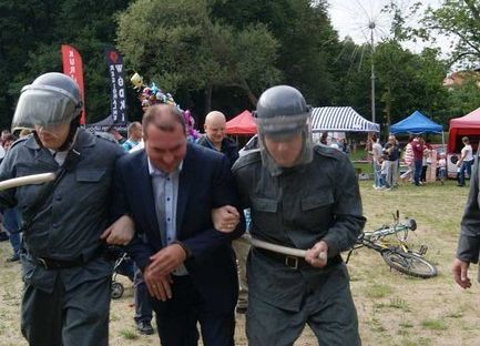 Grafika 37: Piknik historyczny 2014