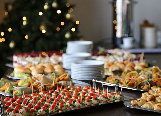 Grafika 11: Fotorelacja z gali wręczenia nagród laureatom konkursu plastycznego