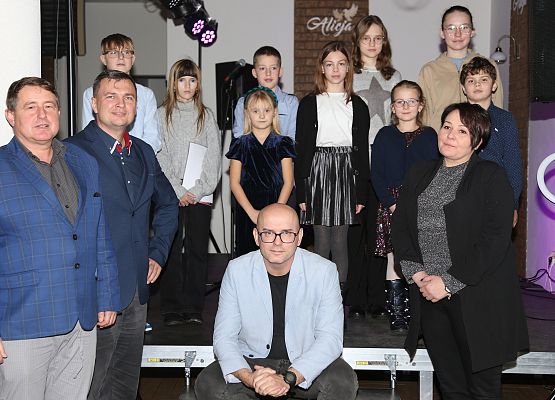 Grafika 46: Fotorelacja z gali wręczenia nagród laureatom konkursu plastycznego